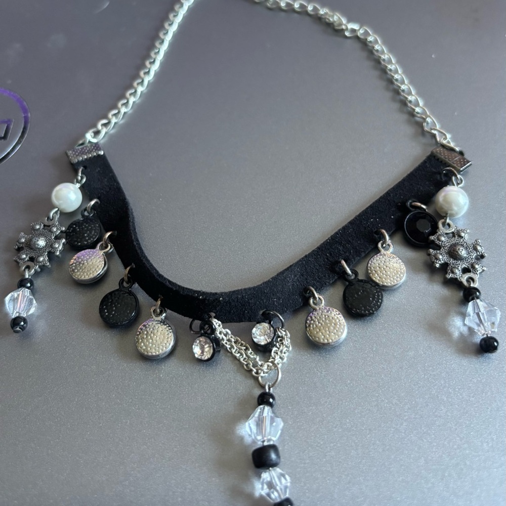 Elegant Black and Silver Necklace